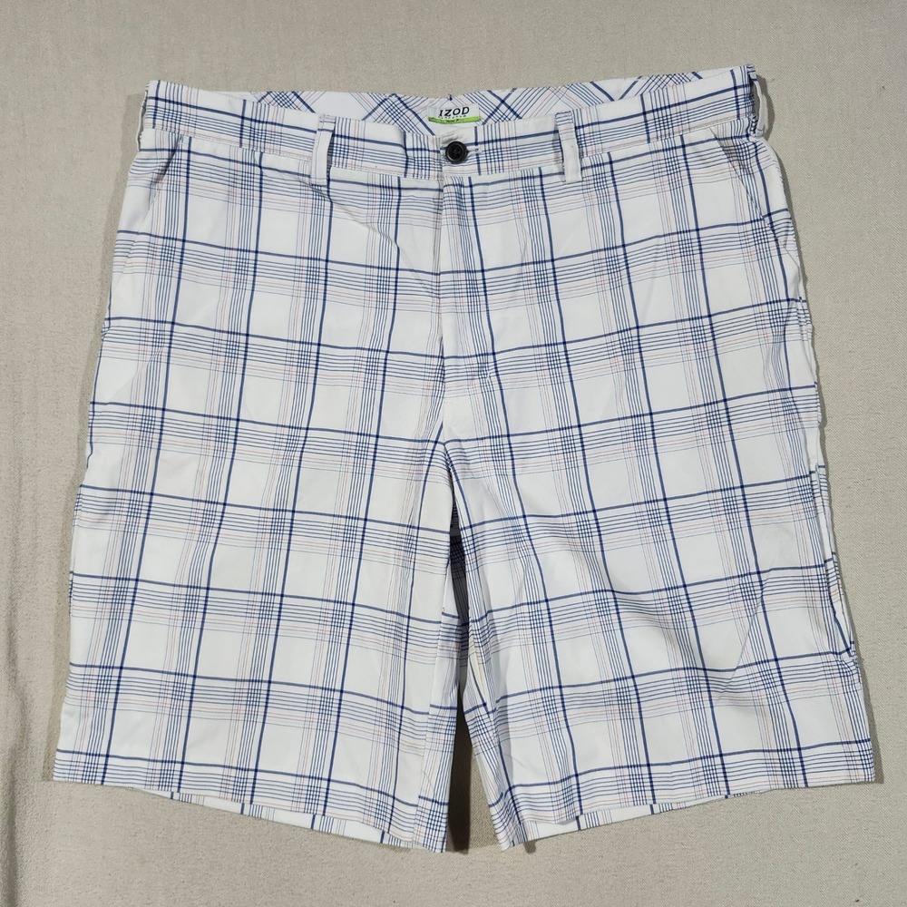 IZOD Performance Golf Shorts Mens 38 White Blue Red Plaid Flat Front Regular Fit